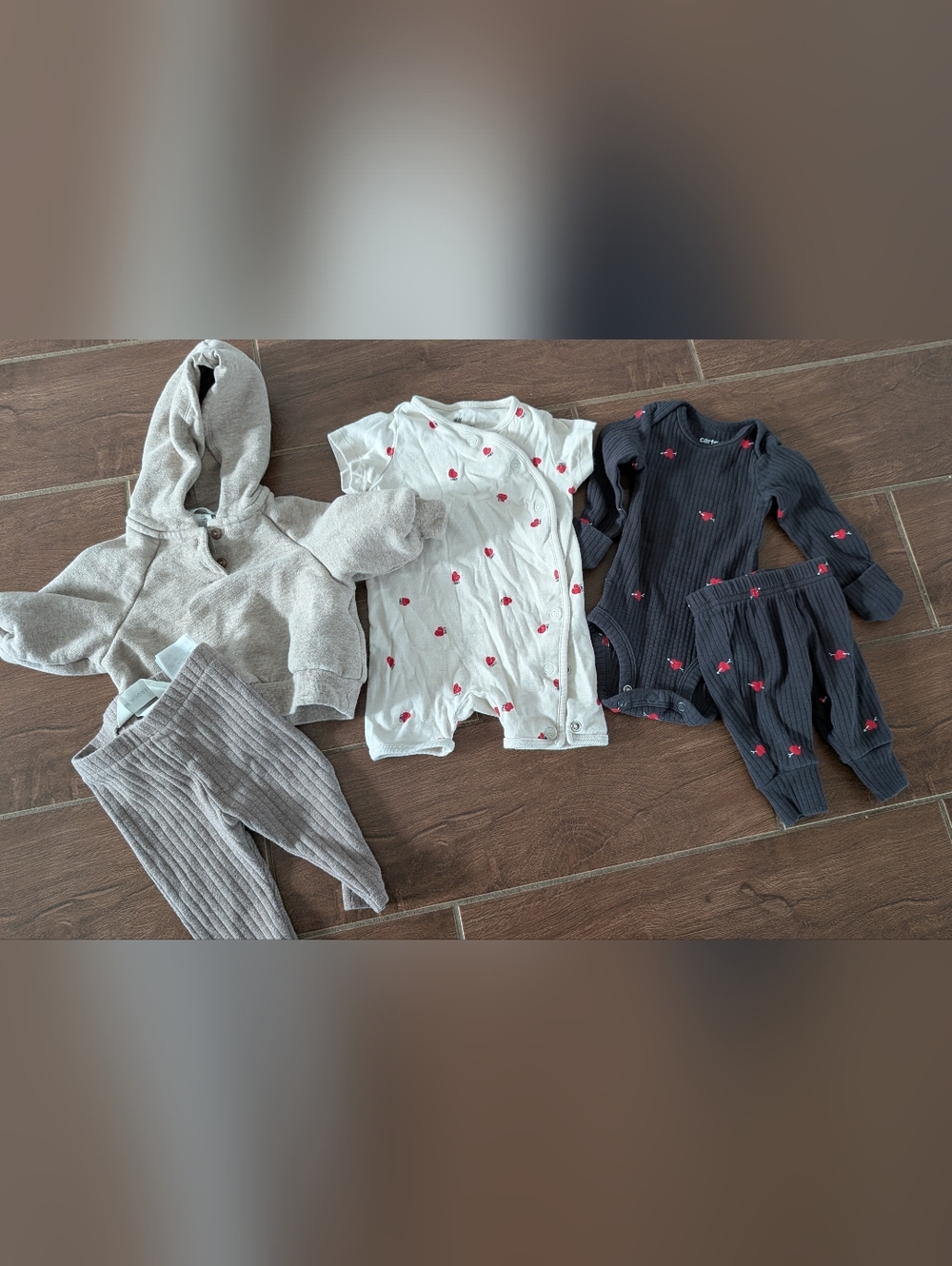 Lot of newborn Clothes